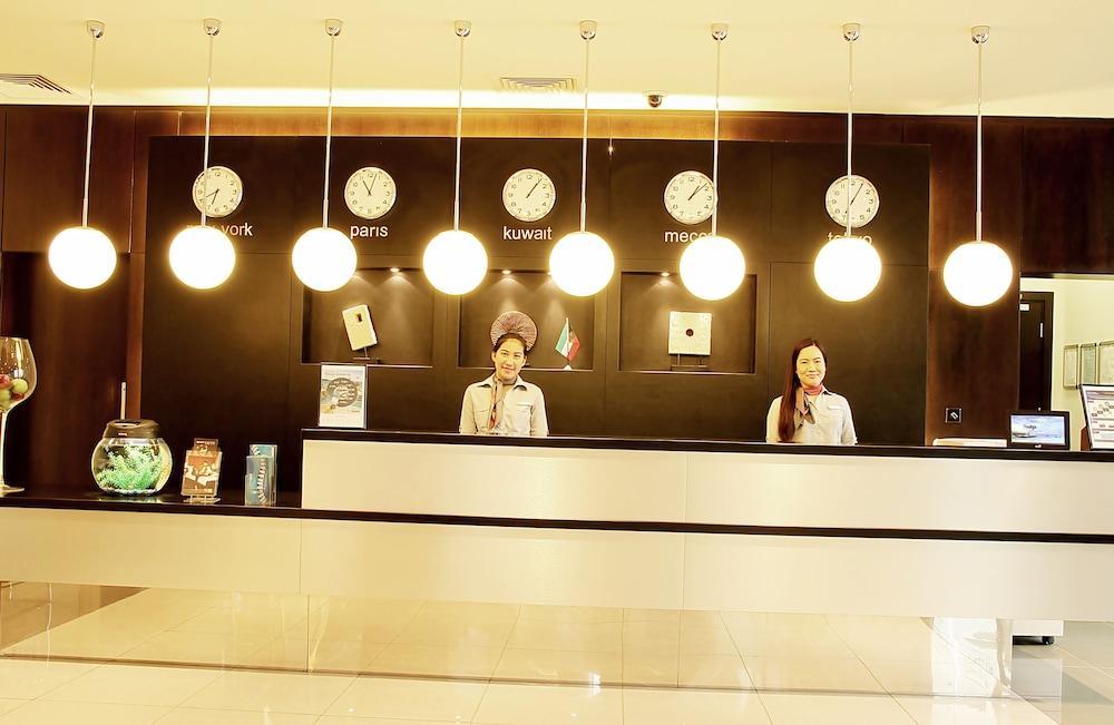 Ibis Sharq Hotel Koeweit Buitenkant foto