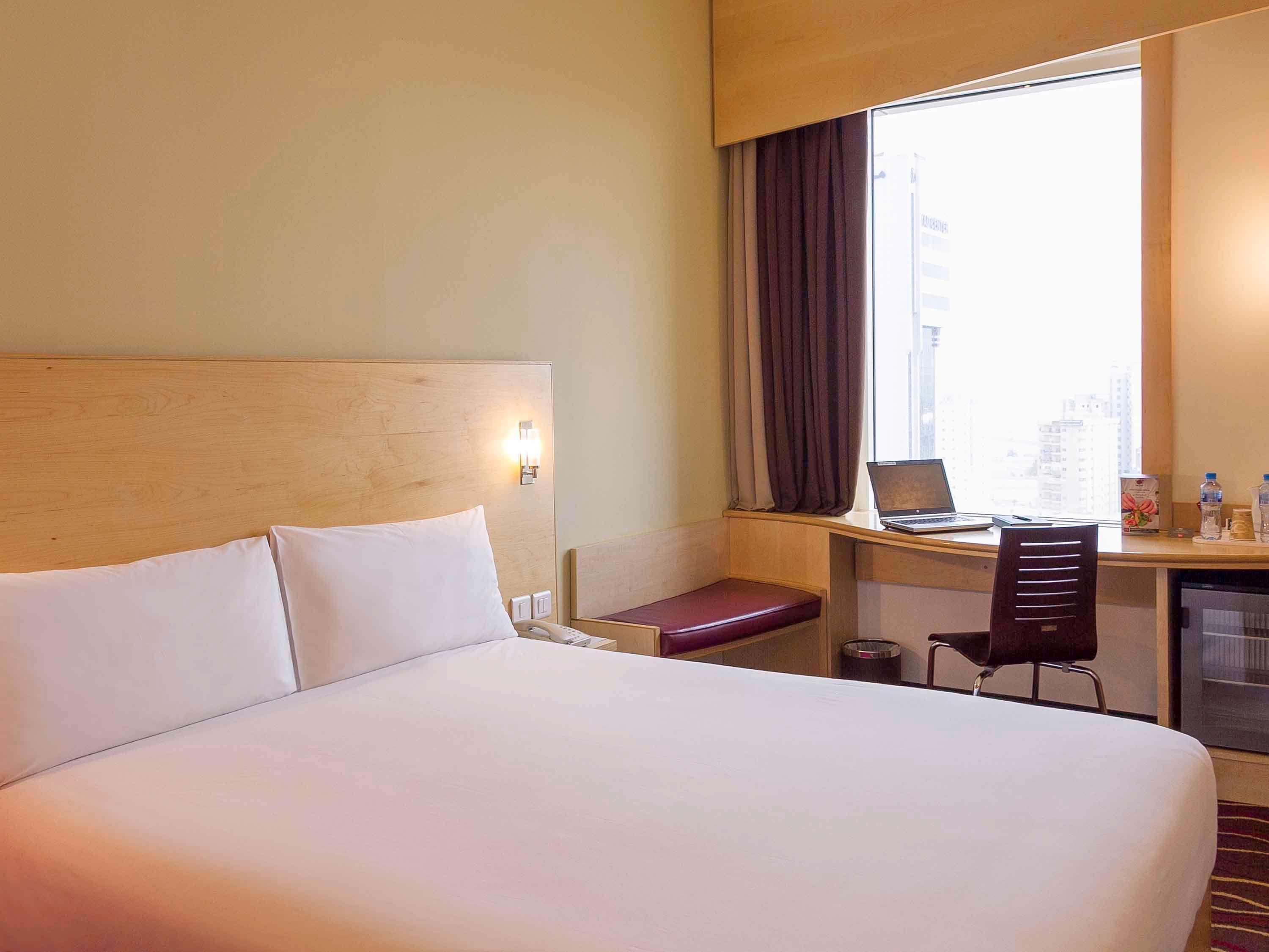 Ibis Sharq Hotel Koeweit Buitenkant foto