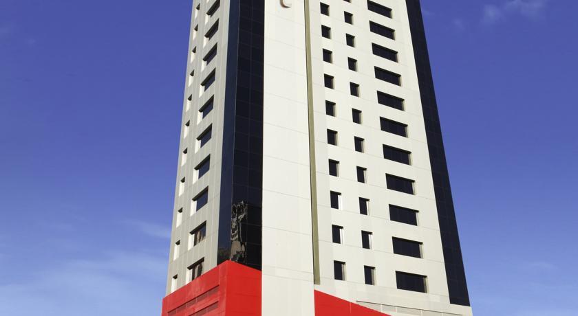 Ibis Sharq Hotel Koeweit Buitenkant foto