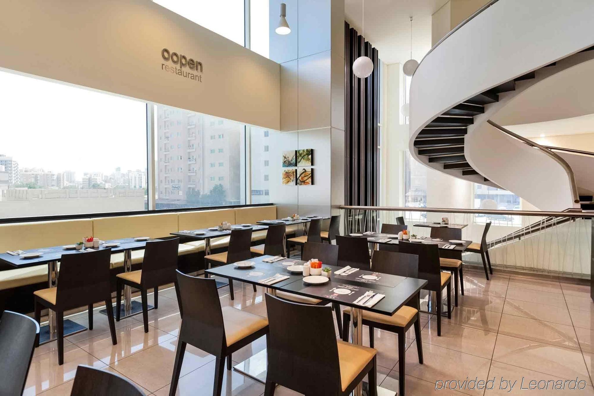 Ibis Sharq Hotel Koeweit Buitenkant foto
