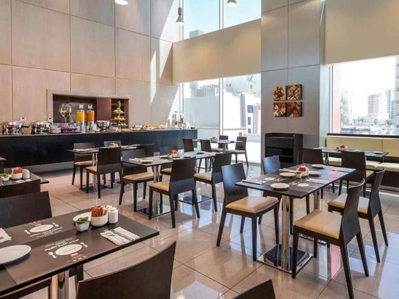 Ibis Sharq Hotel Koeweit Buitenkant foto