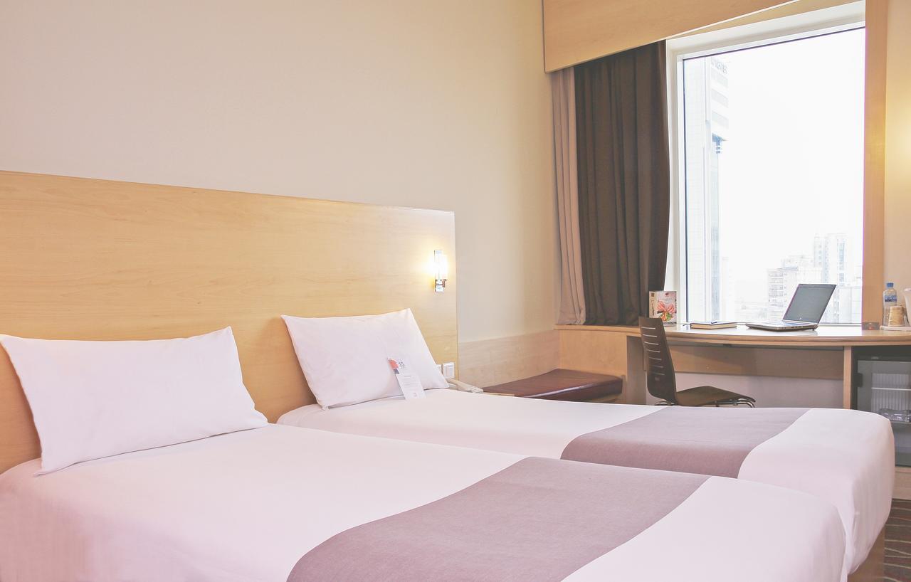 Ibis Sharq Hotel Koeweit Buitenkant foto