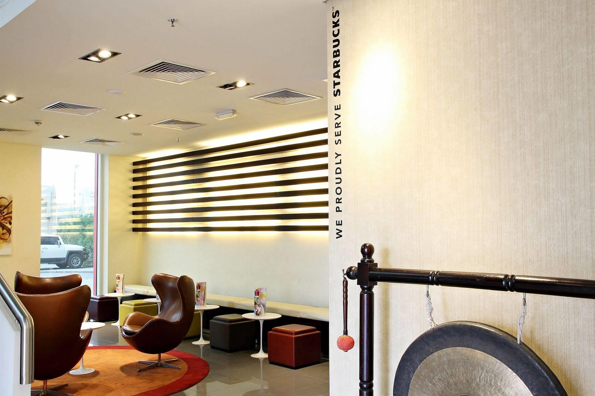 Ibis Sharq Hotel Koeweit Buitenkant foto